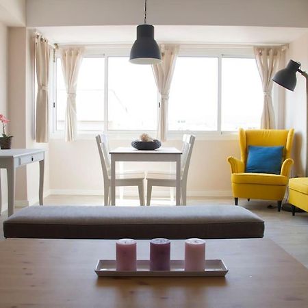 Lloret De Mar - Beachside Apartment - Free Parking - Limited Size Car Extérieur photo